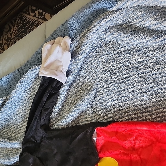 Disney Mickey Mouse toddler costume - Picture 3 of 9